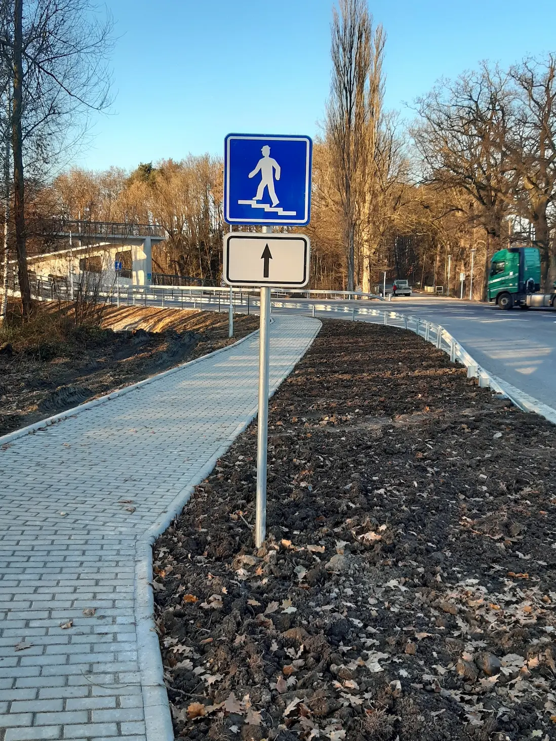 Svislé dopravní značení